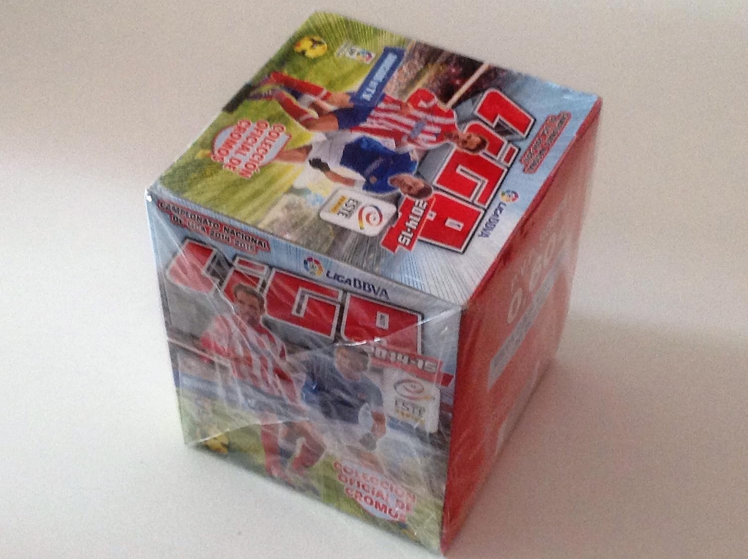 Caja de 50 sobres LIGA ESTE 2014 / 2015, 300 cromos stickers: Amazon.es: Hogar