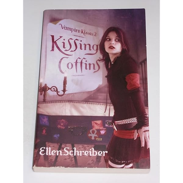 Amazon.com: Vampireville (Vampire Kisses 3): 9780060776275