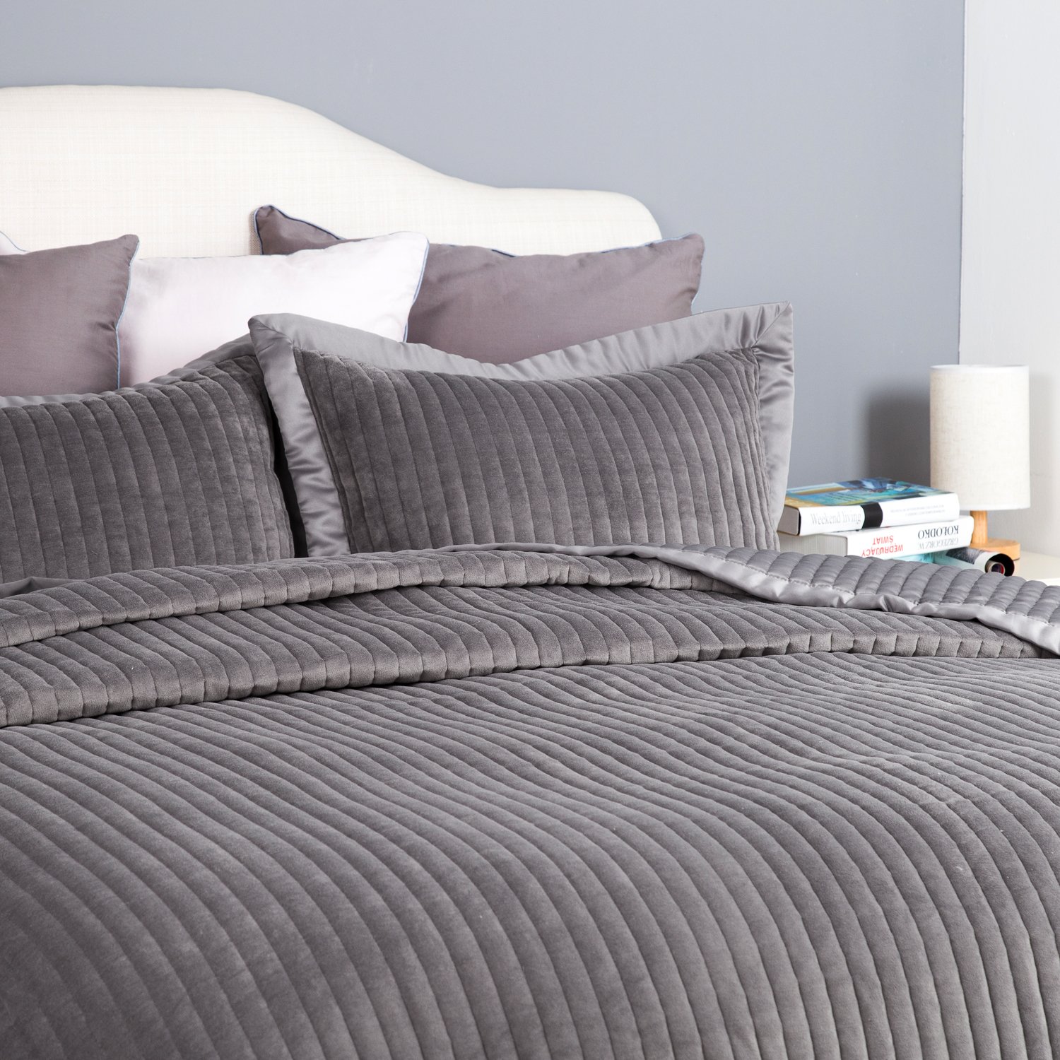 Velvet Quilt Coverlet Set Full/Queen Size (90\