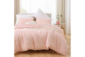 YIRDDEO Pink Comforter Queen Size 3Pcs, Boho Chevron Comforter Set Queen Blush Farmhouse Bedding Sets, Vertical Tufted Comforter, Lightweight Neutral Boho Bed Set (1 Comforter, 2 Pillowcases)