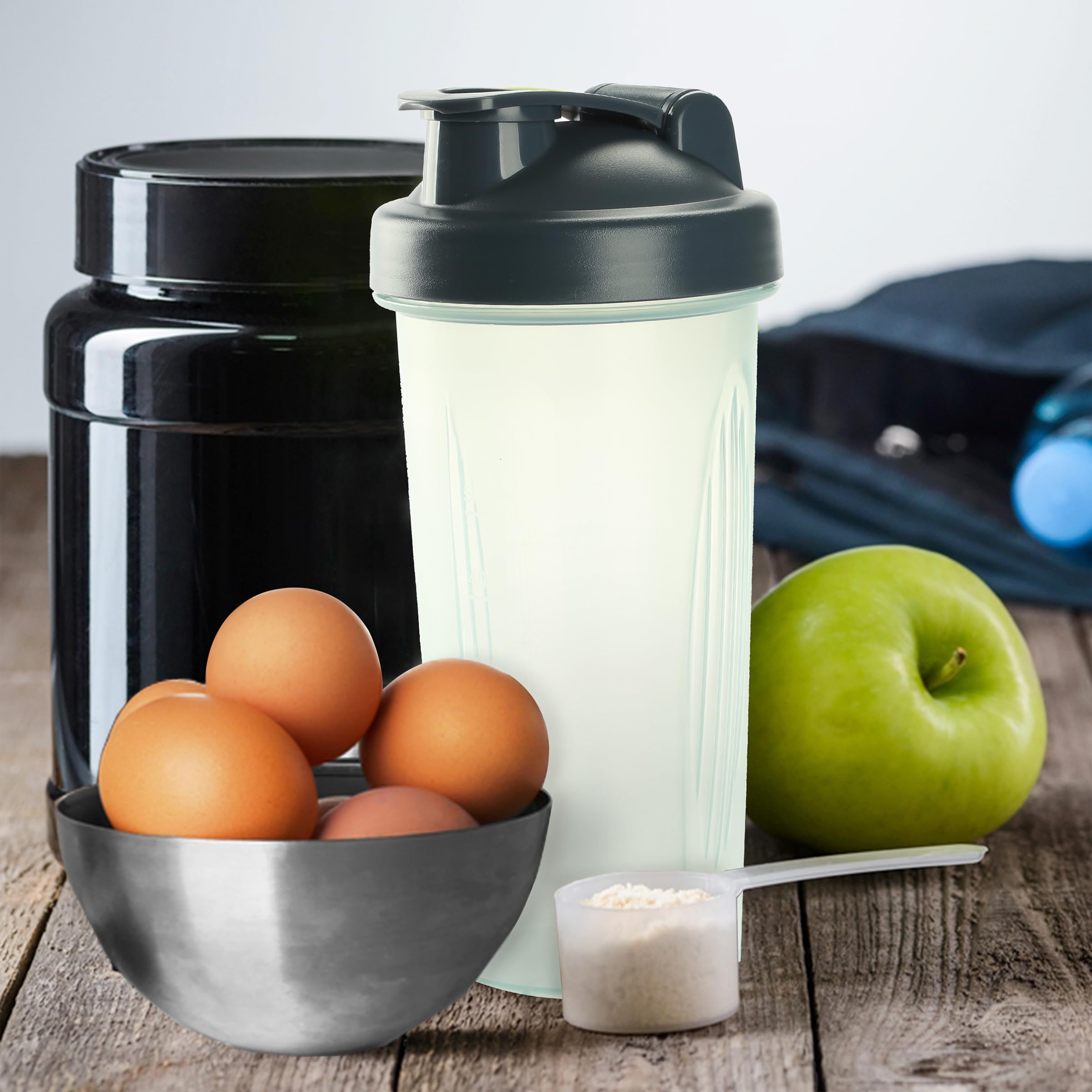 Mr. Pen- Shaker Bottles for Protein Mixes, 28 oz, 2 Pack, Light Blue & Red, Protein Shaker Bottle with Wire Whisk Ball, Blender Bottle