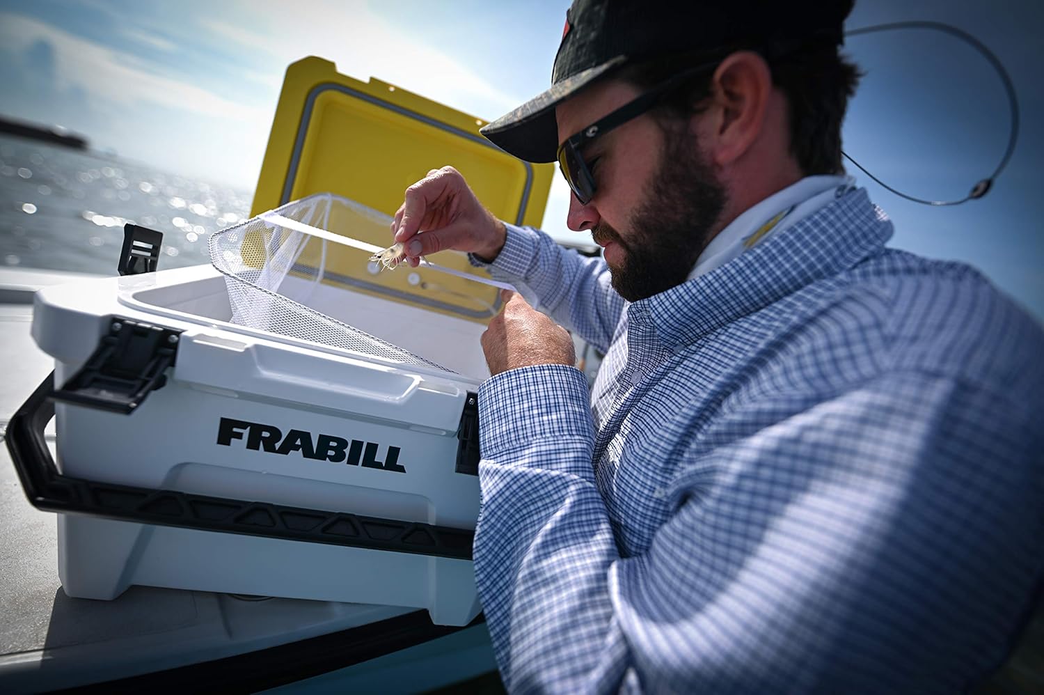 frabill magnum bait station 13