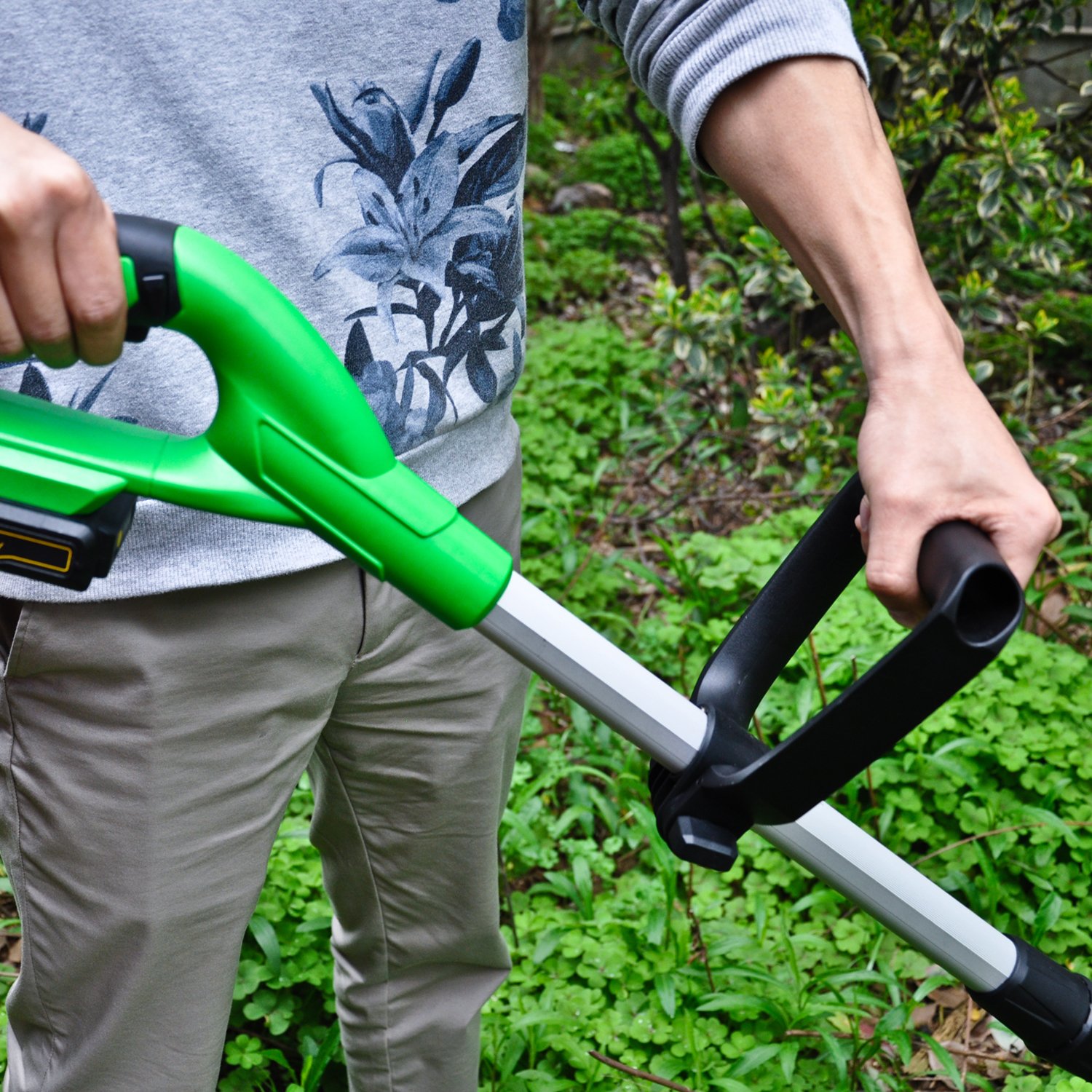 Powerland G001 Coupe-Herbe 18 V Li-ion （Y compris la batterie）