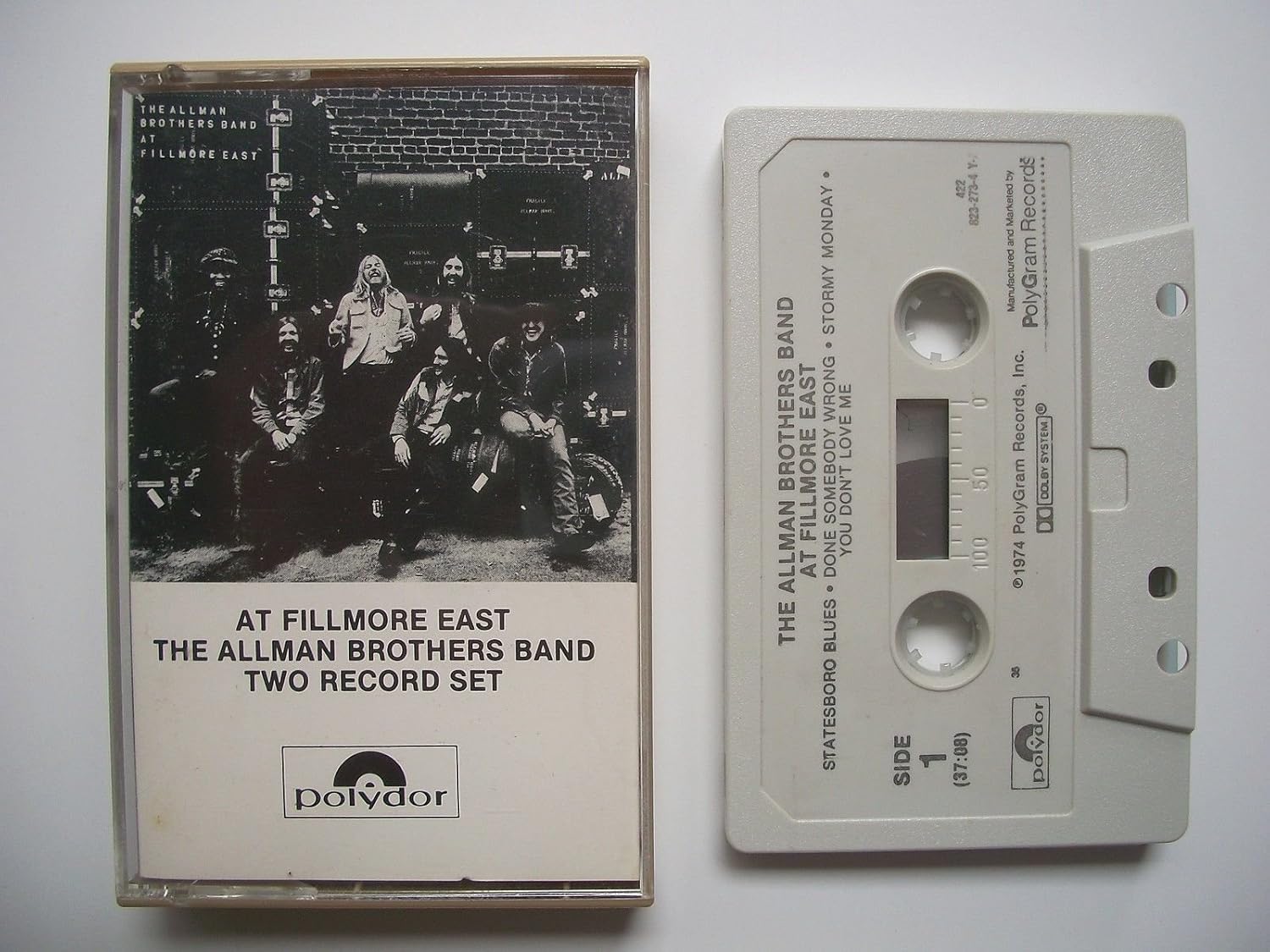 The Allman Brothers Band The Allman Brothers Band At Fillmore East Vintage Stereo 8 Track And Audio Cassette Tape Bundle Amazon Com Music
