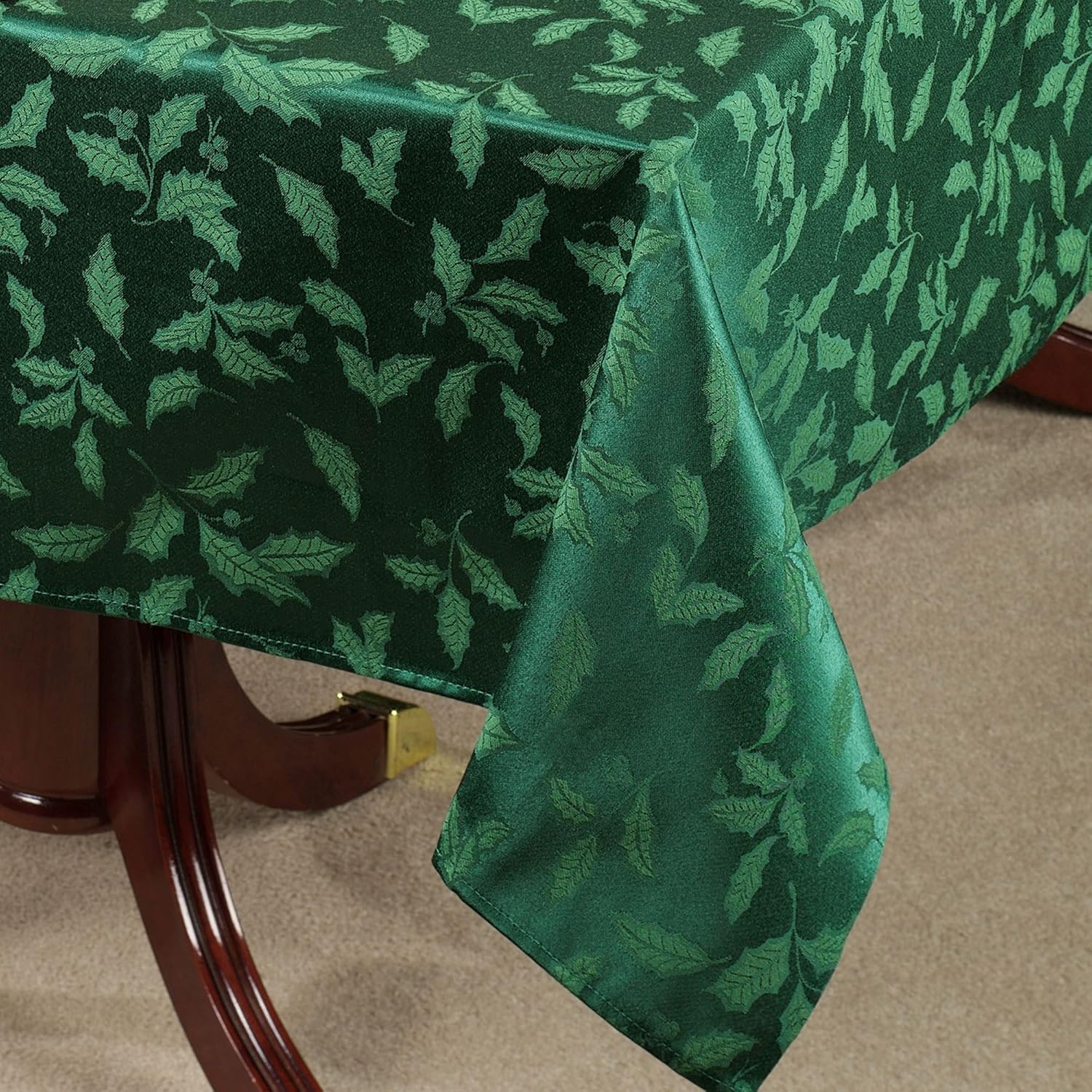 Best table cloth round lenox