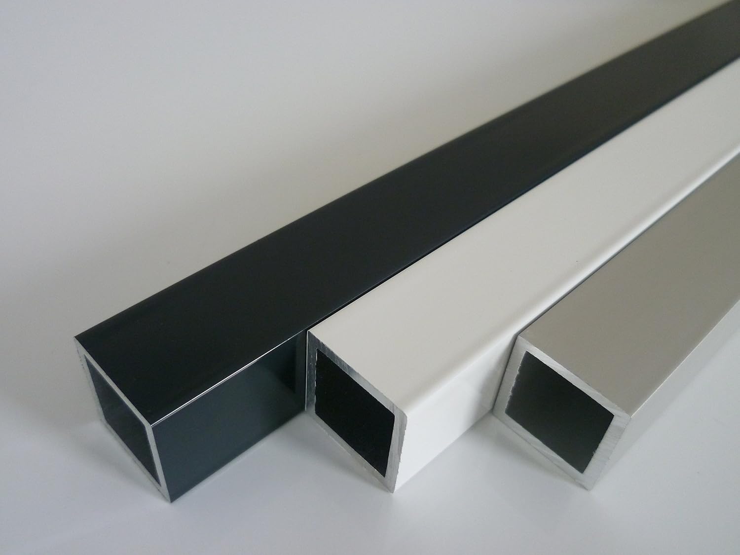 Tube Carré En Aluminium Anthracite RAL 7016 - Dimensions 60x60 Mm, Épaisseur 4 Mm, Longueur 2000 Mm - Pour Bricolage, Meuble, Construction