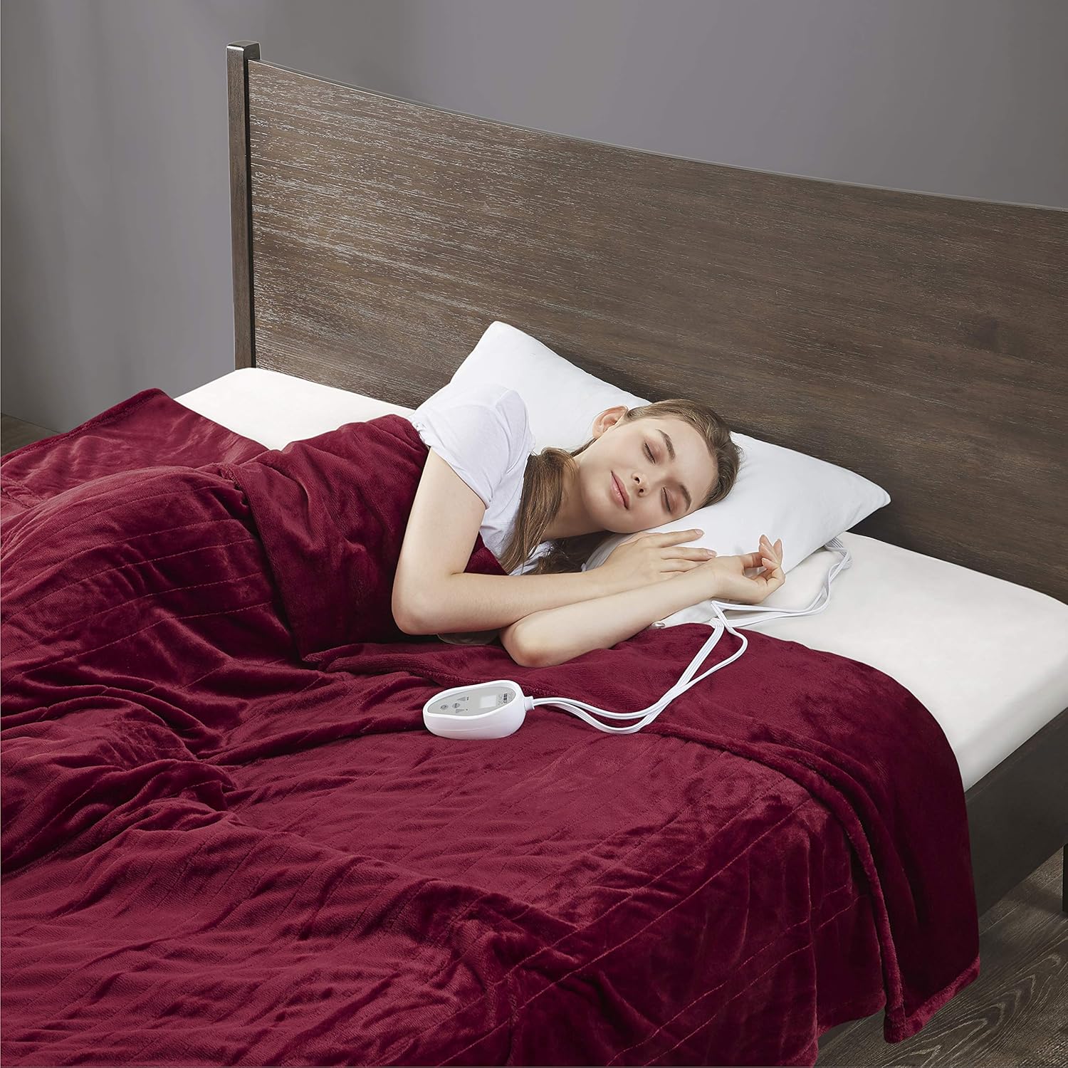 Degrees of Comfort [Advanced Microplush Heated Blanket for Bed & Living Room | Machine Washable Electric Blanket W/Auto Shut Off | Preheat Setting | UL Certified and EMF Radiation Safe - Twin XL Red: Home & Kitchen