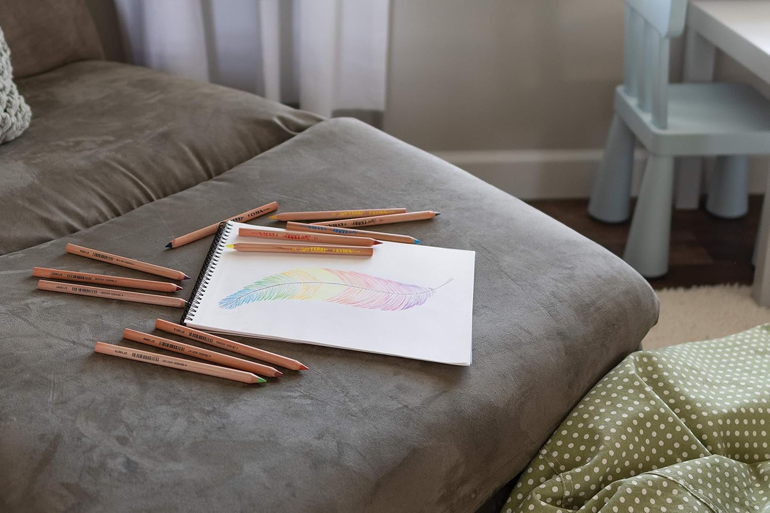 LYRA Waldorf Selection Giant Triangular Colored Pencil, Unlacquered, 6.25 Millimeter Cores, Assorted Colors, 12-Pack (3711121) : Wood Colored Pencils : Office Products