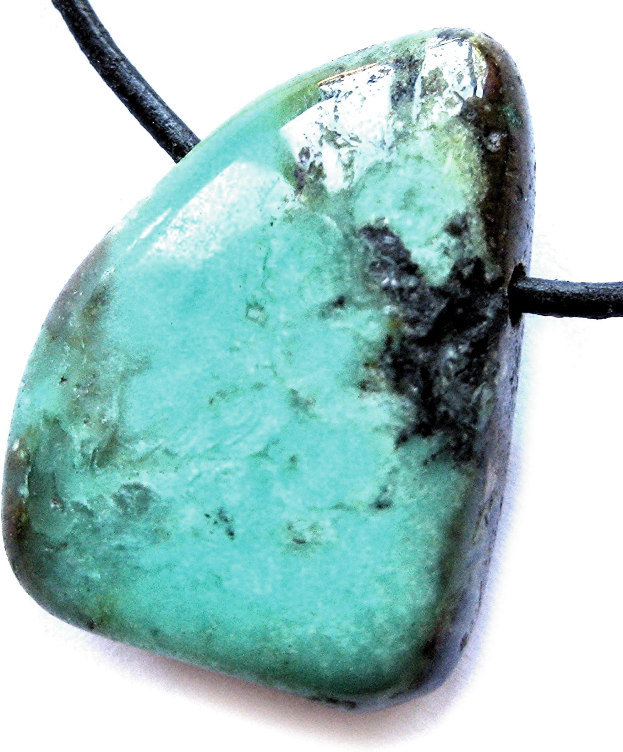 Tumbled Chrysoprase Gemstone with Drilled Hole 2 – 2.5 cm