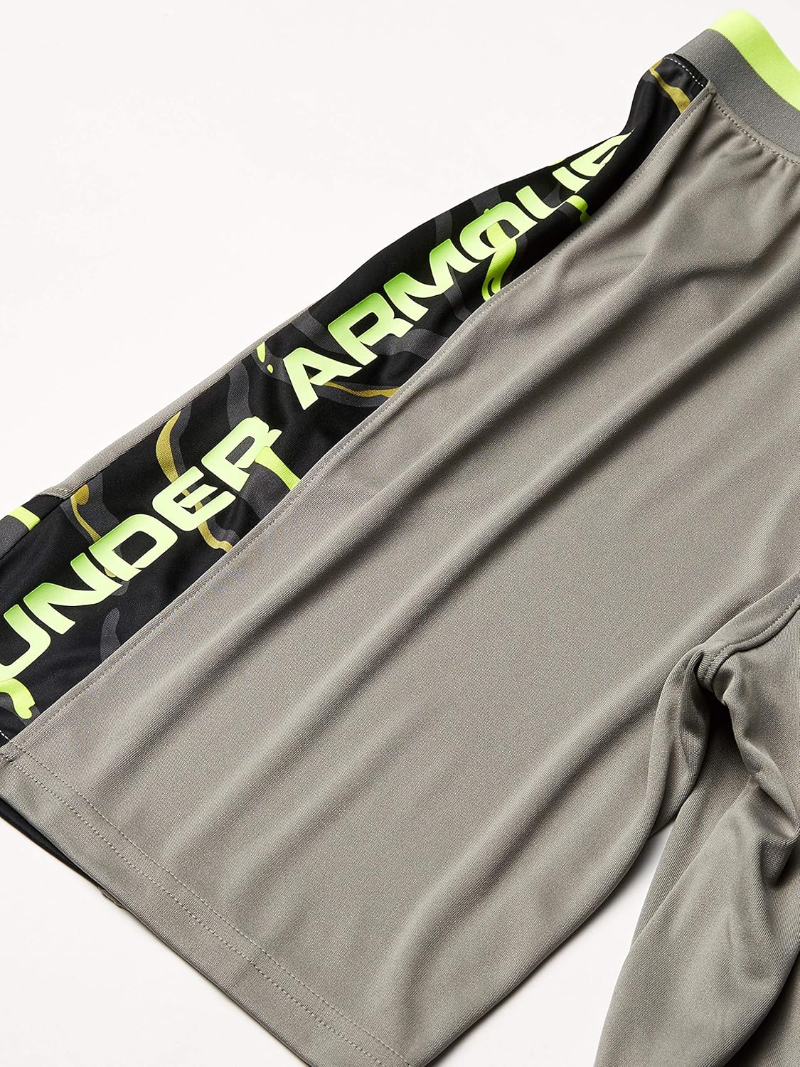 Under Armour Boys' Stunt Novelty Workout Gym Shorts: Clothing