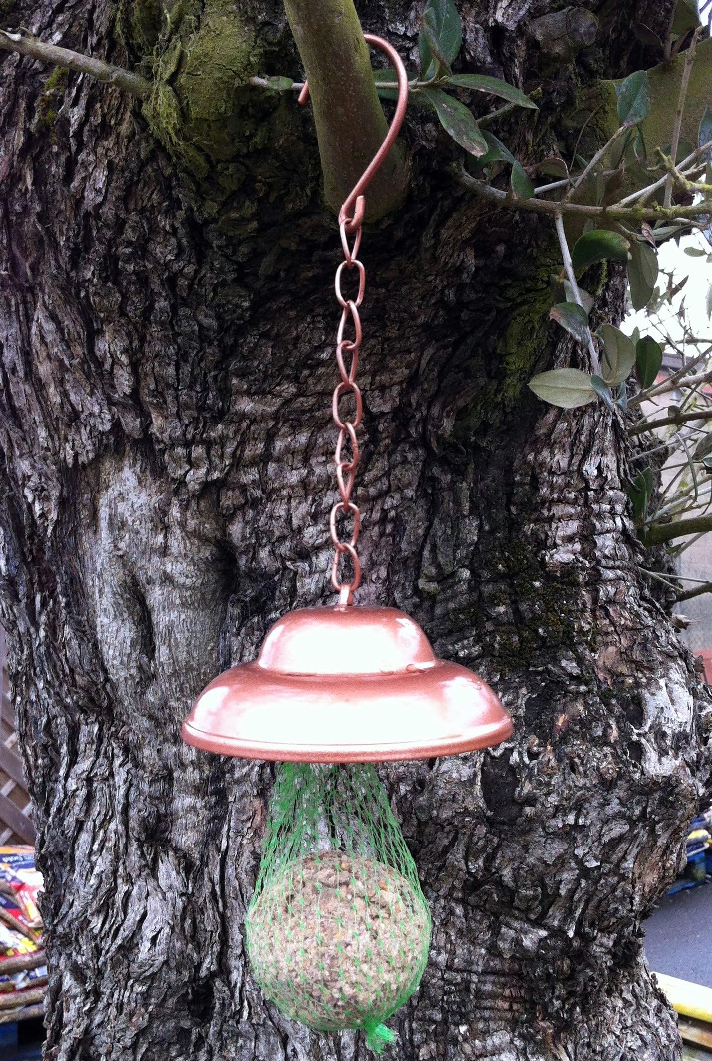BELL FAT HANGER. METAL. HANGING HOOKS. KEEP PESTS OFF. 10cm DIAMETER. WILD BIRD.