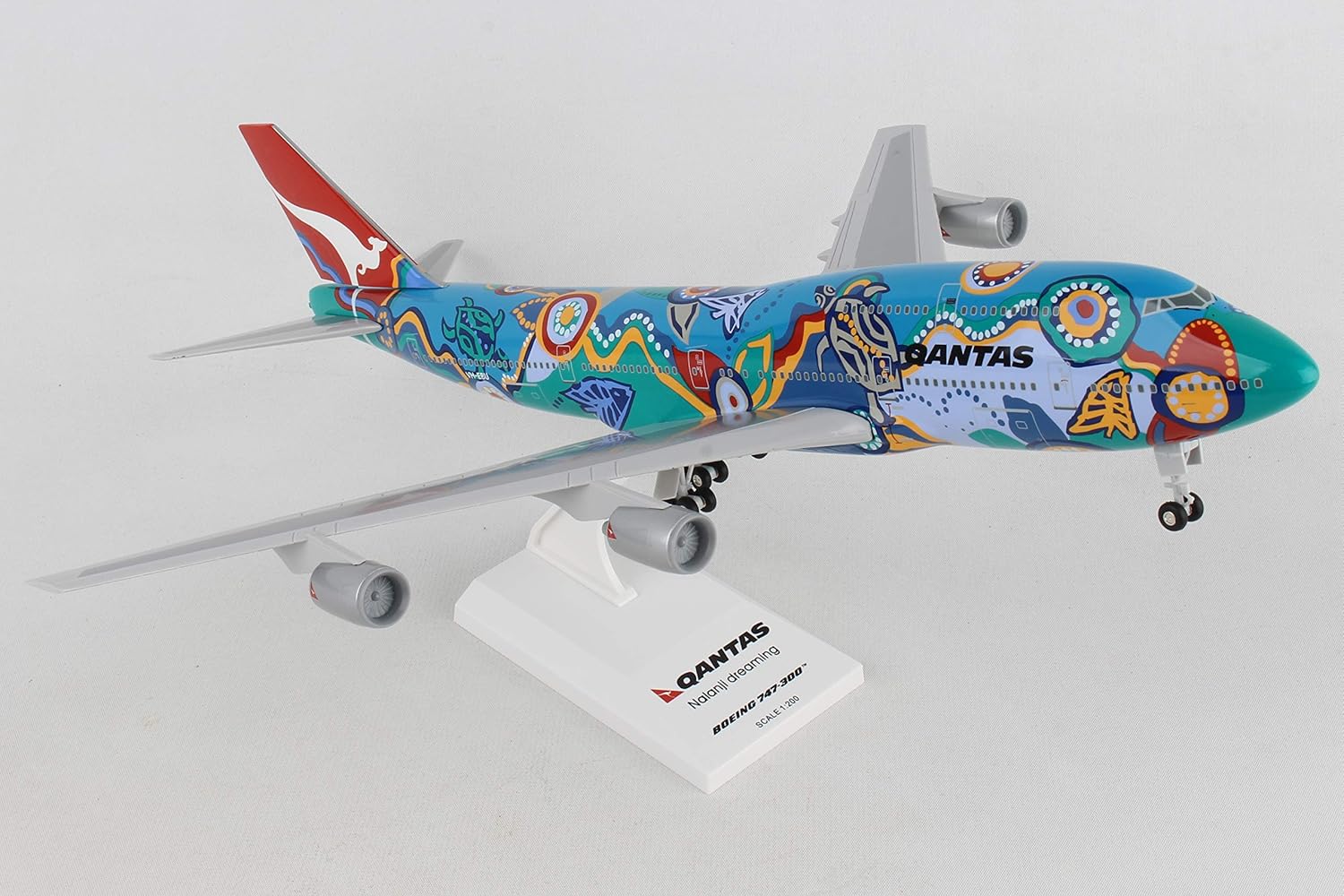 Daron Skymarks Qantas Nalanji Dreaming 747300 with Gear (1/200 Scale