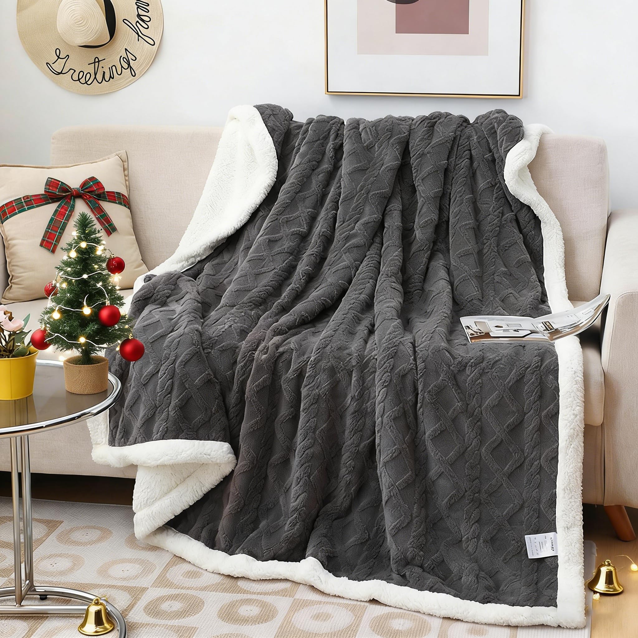 QOFLY Cuddly Sofa Blanket, Grey, 150 x 200 cm, Warm Sherpa Sofa, Throw Blanket, Thick Sofa Blanket, Couch Blanket, XL, Fluffy Blanket for Couch, Winter Blanket