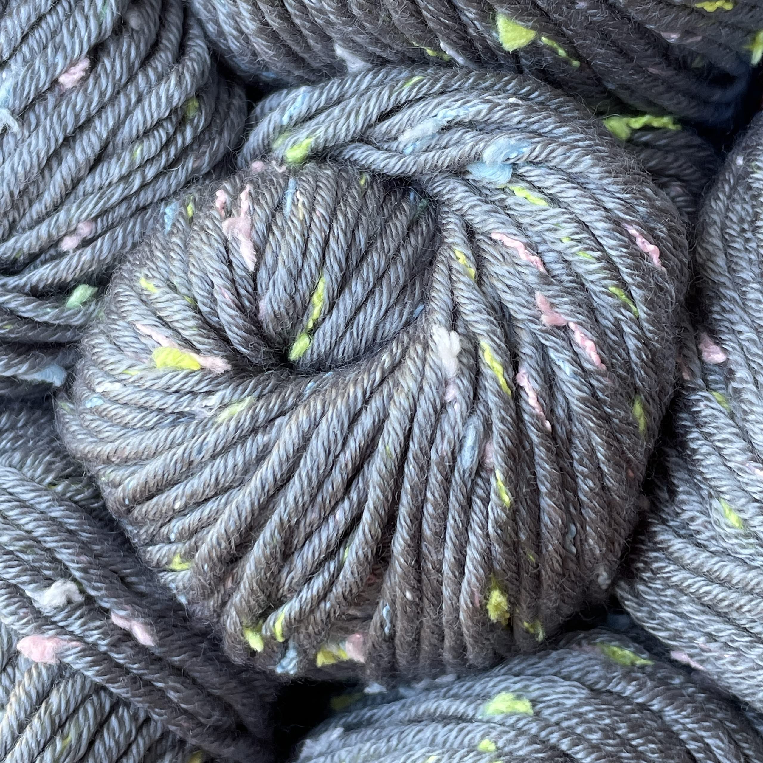 KnitPal Tweed Twinkles Soft Acrylic Baby Blanket Yarn with Flecks, 8 skeins, 632 metres/400 Grams, DK Light Worsted #3 (Koala Grey) — image 1