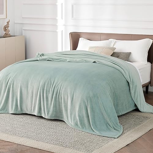 Bedsure Fleece Blanket for Bed - Soft Cosy Fluffy Throw Blankets, Warm Large Throws for Audlts, Sage Green, 220x240 cm