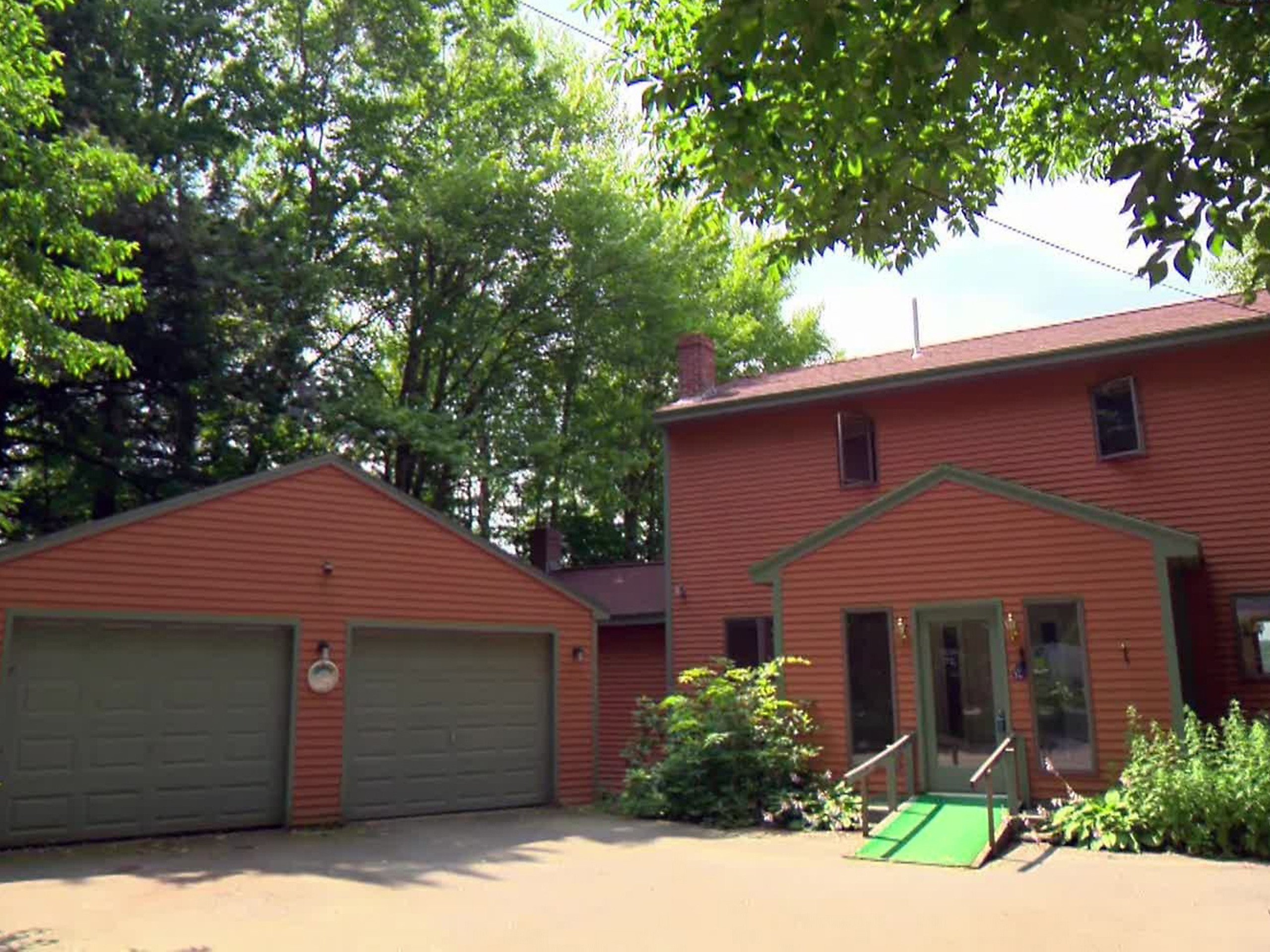 Watch Vacation House For Free Season 1 Prime Video