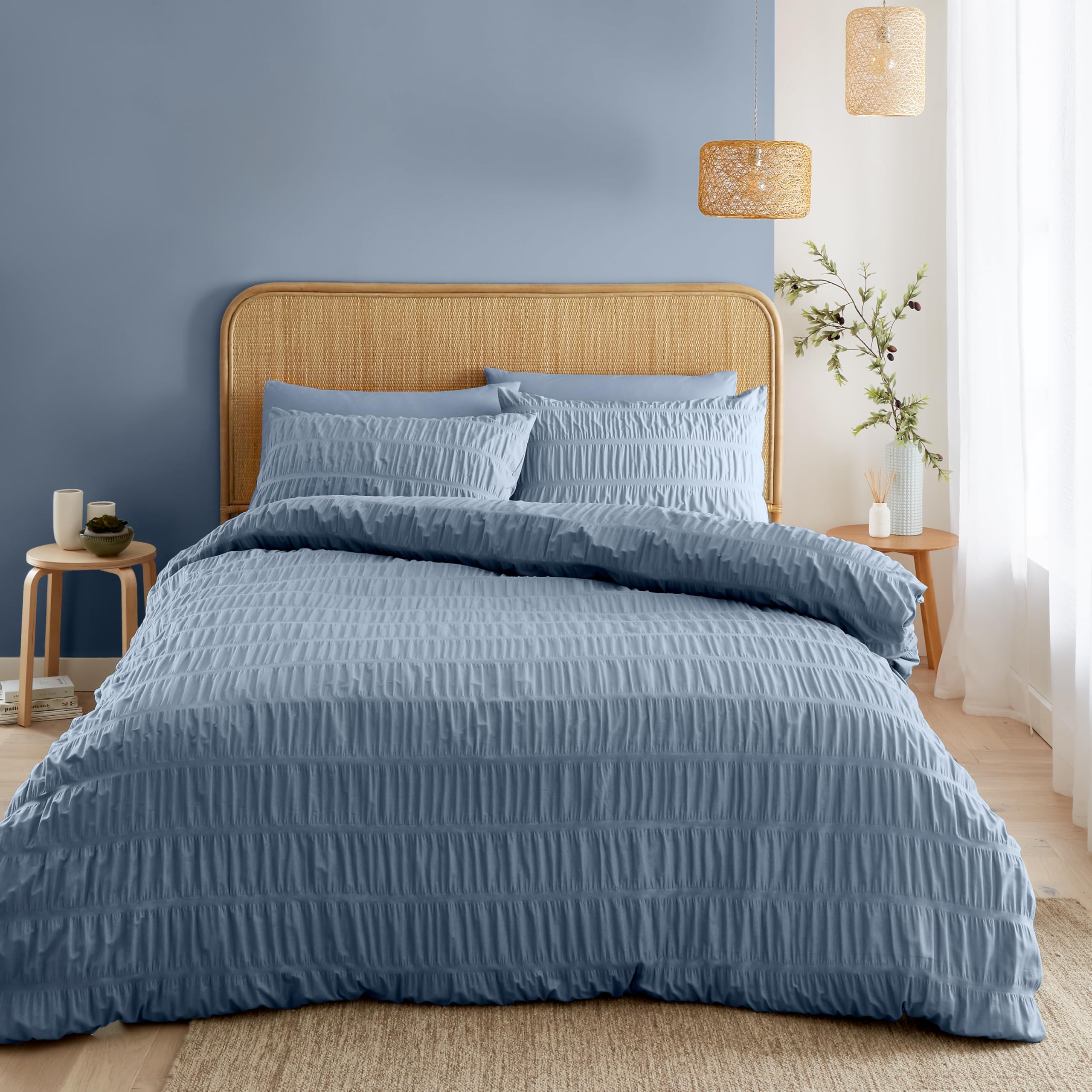 Catherine Lansfield Seersucker King Duvet Cover Set with Pillowcases Blue