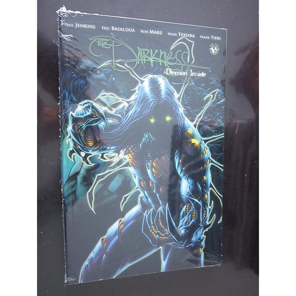 Amazon.com: The Art of The Darkness: 9781582406497: Silvestri