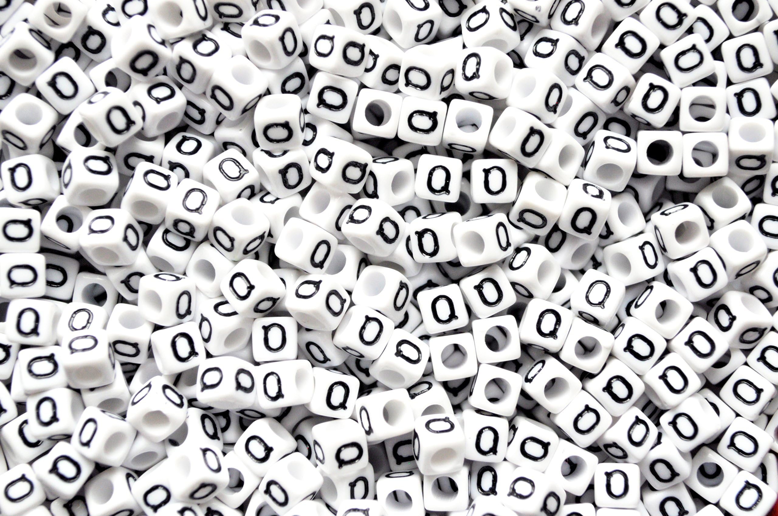 100 pcs 6mm White Cube Letter Alphabet Acrylic Beads Single & Mixed Letters (Q)