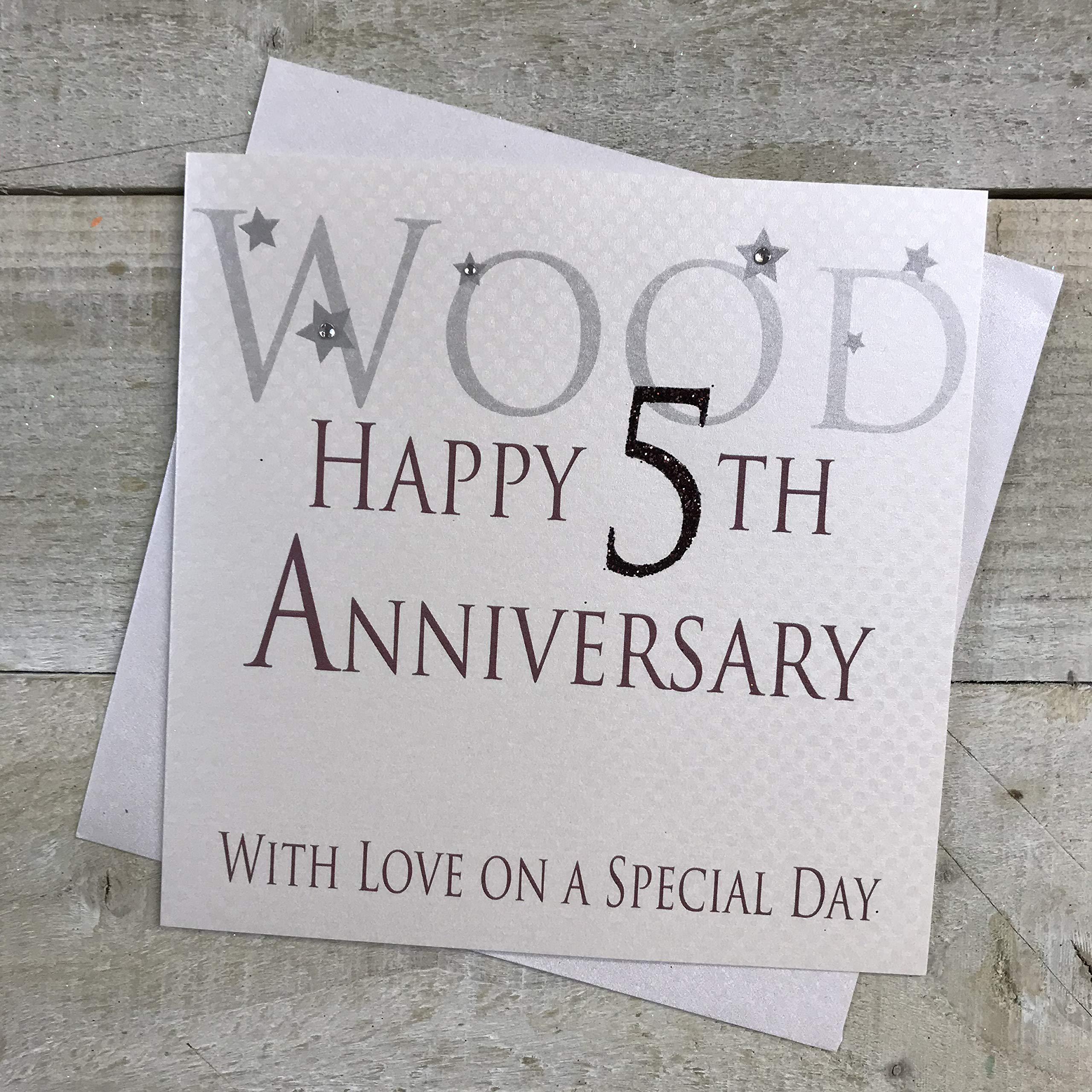 white cotton cards Wood Happy 5th Love On A Special Day, Handmade Anniversary Card (Code AW5)