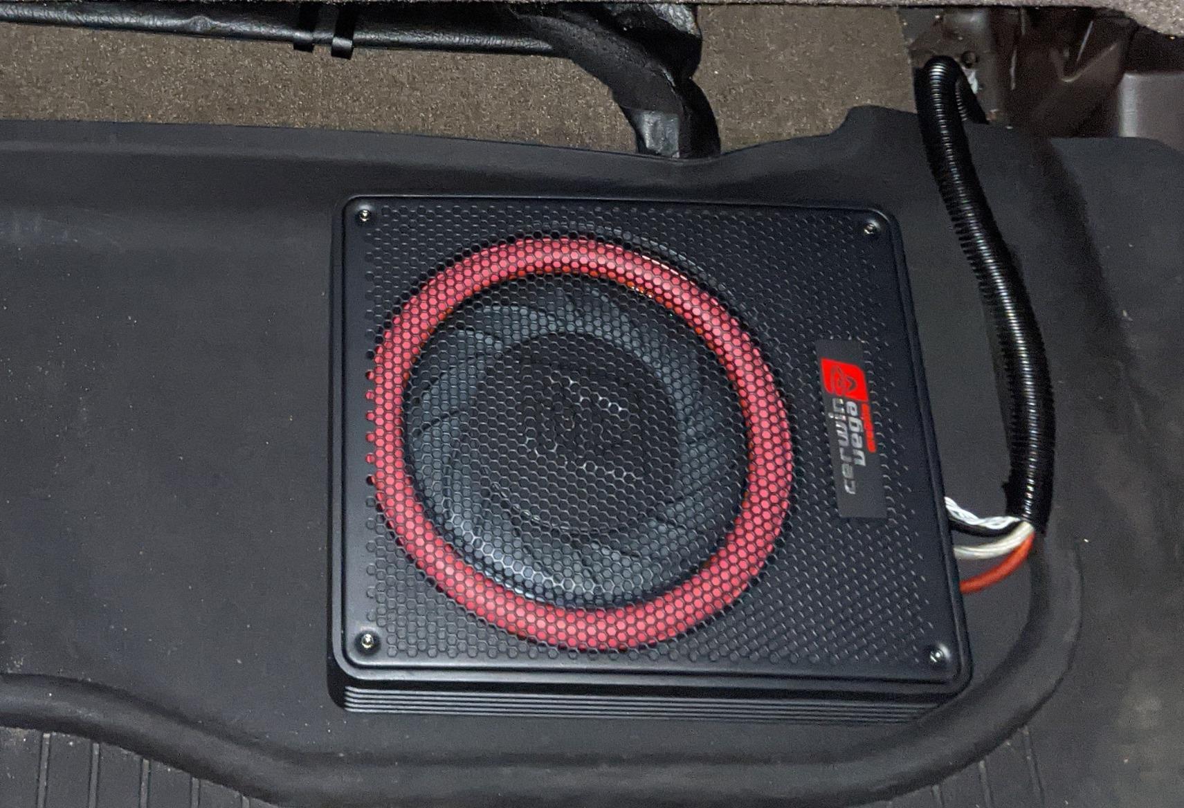 Vega Slim Cerwin Vega VRAD10 Vega 10