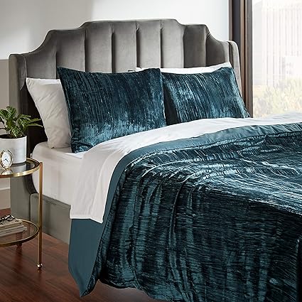 Amazon Com Rivet Modern Velvet Duvet Cover And Sham Set King