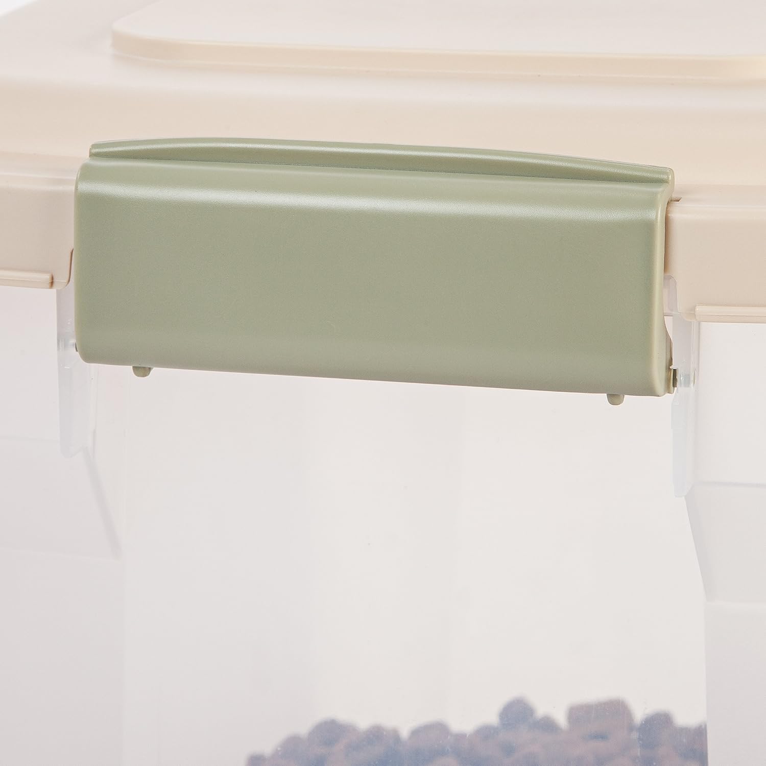 Pet Supplies : IRIS Premium Airtight Pet Food Storage Container, 22-Pounds, Almond : Pet Food Storage Products : 