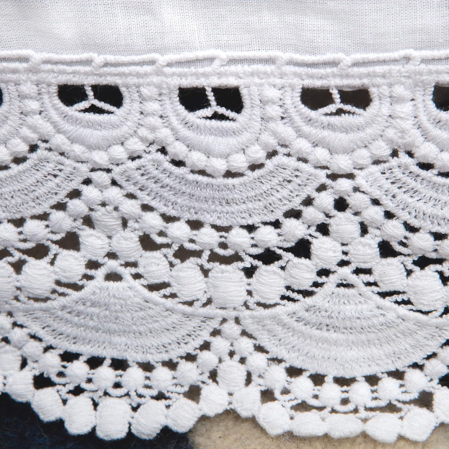 Greenland Home Crochet Lace Bed Skirt Twin White Home Kitchen Amazon Com