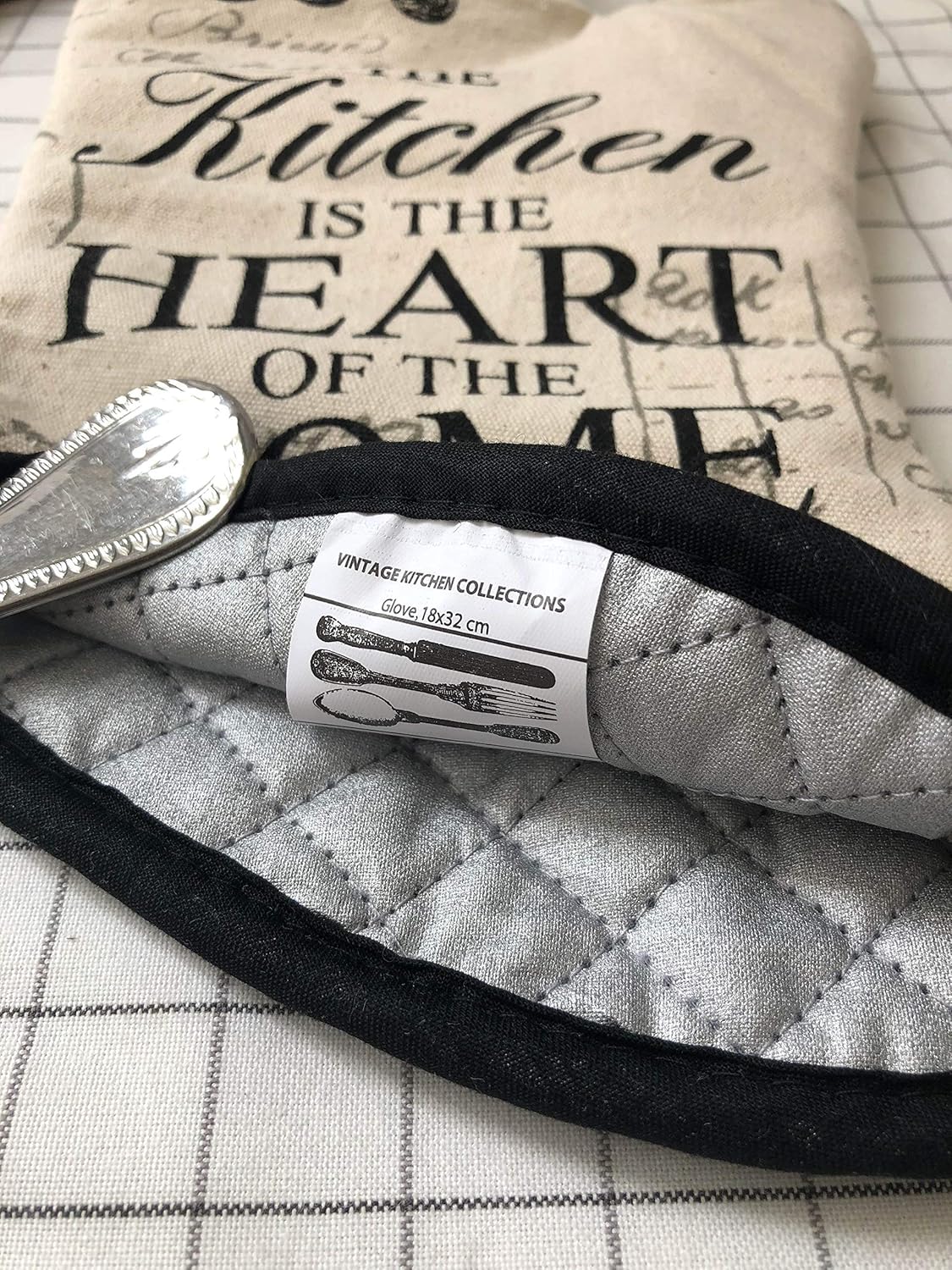 GREVY Quilted Cotton Pot Holders with Finger Position Pocket Heat Resistant Oven Mitts for Cooking or Baking,7x9,Set of 4 (4 PCS Kitchen Sets): Home & Kitchen