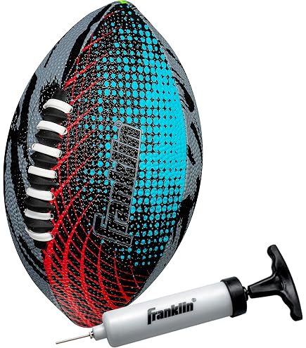 Nike All-Field 4.0 Pee-Wee Football, Youth Footballs - Amazon Canada