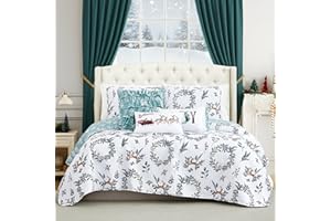 Southshore Fine Living, Inc. King/California King Size Christmas Quilt Set w/Pillow Shams & Throw Pillows, Holiday Bedding Set, 6-Piece Reversible Bedspread; Wreath & Reindeer Print, White/Green