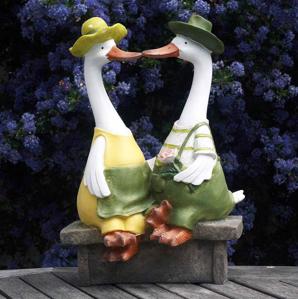 FHFY Garden Darcy and Derek Duck On A Bench 30cm Tall Resin Ornament