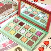 A Moment With You Palette