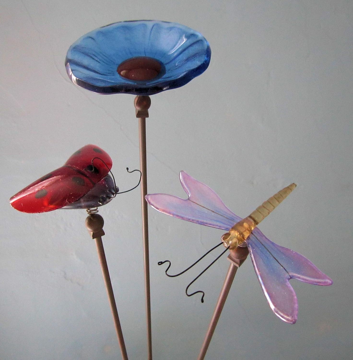 Amazon Com Art Glass Garden Flowers And Insects Wiggle Stick Yard Stake Set 38 Inch Garden Outdoor