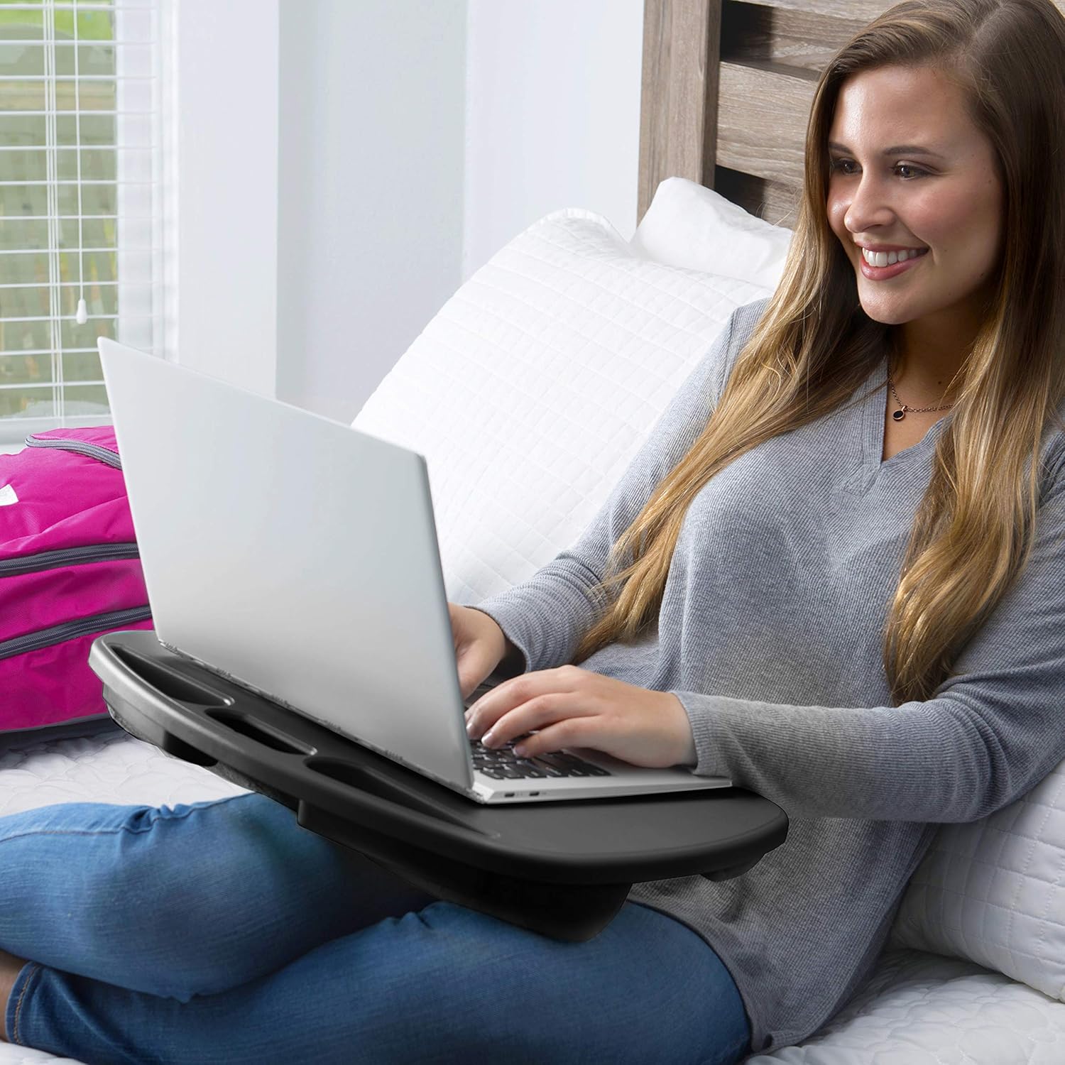 LapGear Mydesk Lap Desk with Device Ledge and Phone Holder - Black - Fits Up to 15.6 Inch Laptops - Style No. 44448: Computers & Accessories