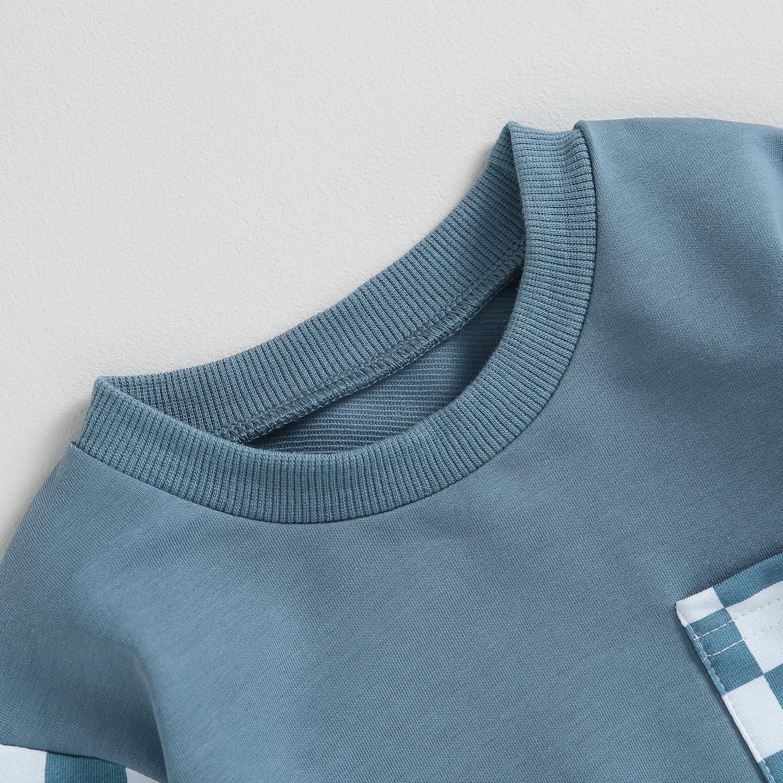 BeQeuewll Fall Winter Toddler Baby Boy Clothes 2Pcs Color Block Crewneck Sweatshirt and Pants Sweatsuit Little Boy Clothing