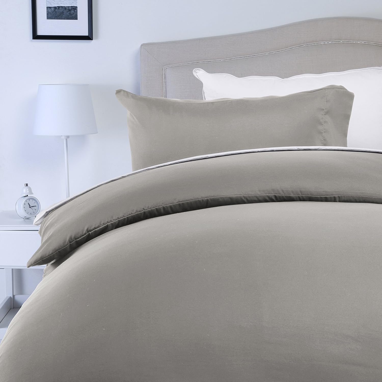 AmazonBasics Microfibre Duvet Set, Taupe, 230cm x 220cm / 50cm x 80cm