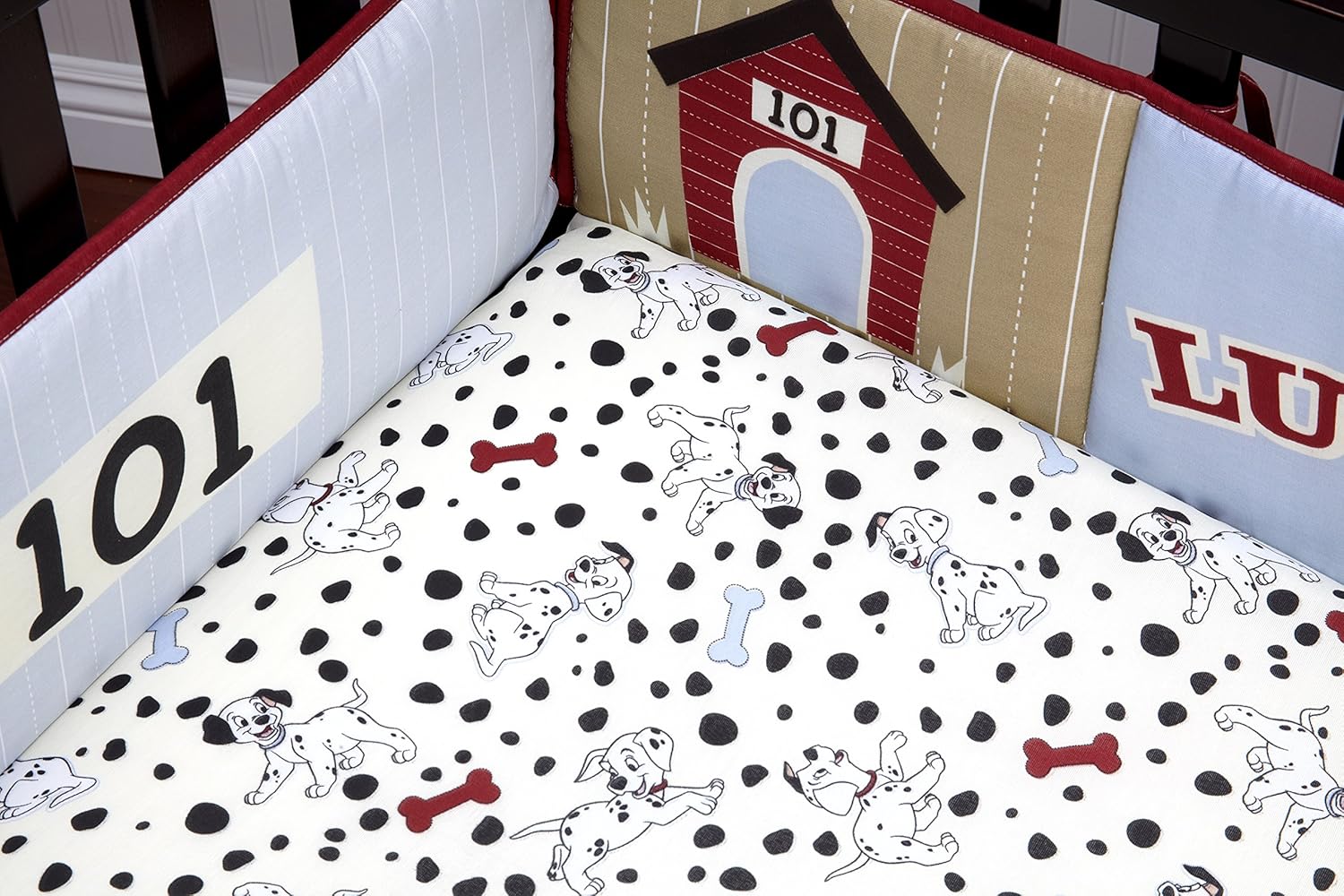 Amazon Com Disney Traditional Padded Bumper 101 Dalmatians Baby