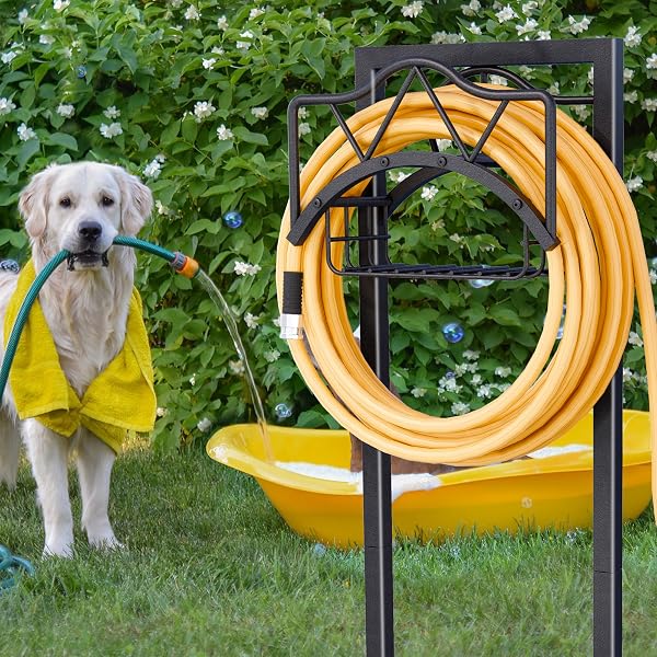 AMDERVEN GARDEN HOSE HOLDERS FOR OUTSIDE – WATER HOSE HOLDER FREESTANDING,METAL HOSE STAND WITH 5 SPIKERS,HOSE HANGER WITH BASKET,OUTDOOR GARDEN HOSE REEL HEAVY DUTY,HOLDS 150-FEET HOSE,BLACK