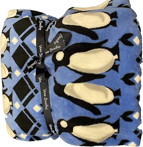 Amazon Com Holiday Vera Bradley Throw Blanket 80 X 50 Penguins Intarsia Blue Kitchen Dining