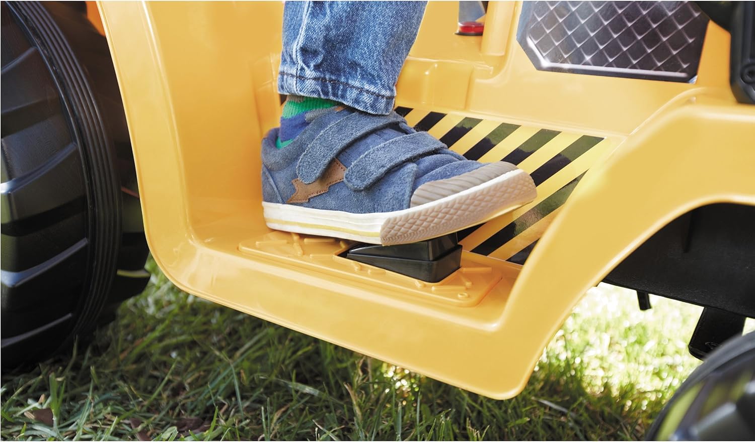 little tikes cozy dirt digger 12v battery ride on