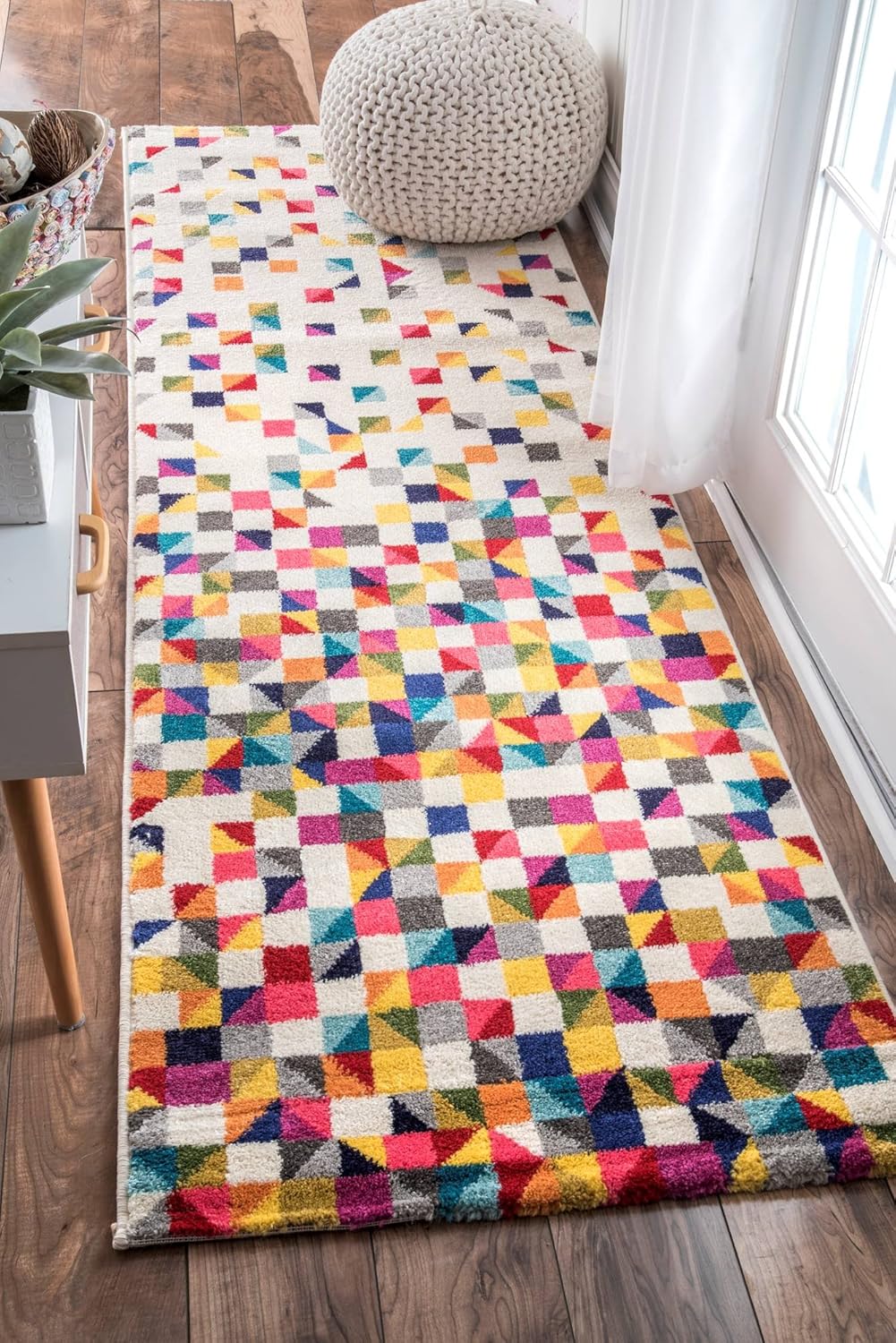 Amazoncom NuLOOM Contemporary Geometric Triangle Mosaic Area Rugs