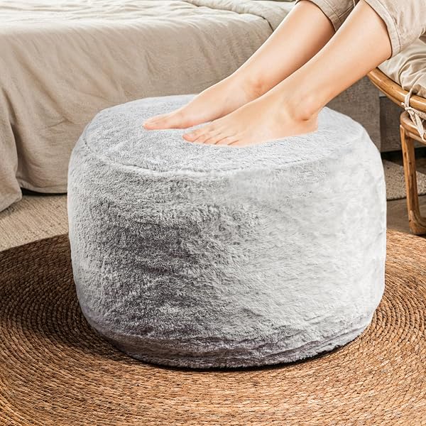 MUNIVO COZY PLUSH GREY POUF | LIVING ROOM OTTOMAN FOOTREST AT 20 X 15 INCHES | SOFT, NON-SHEDDING ROUND STOOL SOFA OTTOMAN WITH SUPPORTIVE FOAM FILLING | FOOT REST FOR COUCH