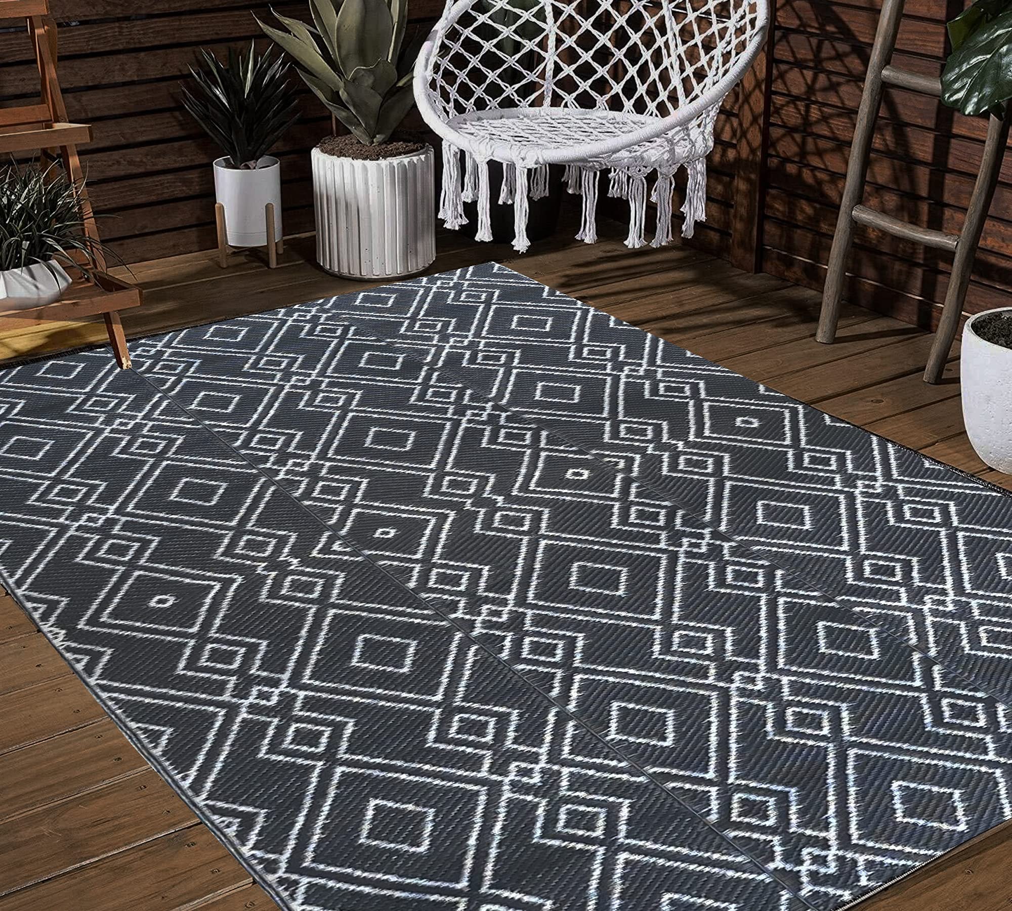 TIDYON 4 x 6 FT Outdoor Rugs for Patios Clearance Plastic Straw Rug Reversible Mats Large Camping Rugs for Outdoor ,RV, Patio,Camping (Grey &amp; White, 4&amp;#39; x 6 &amp;#39;)