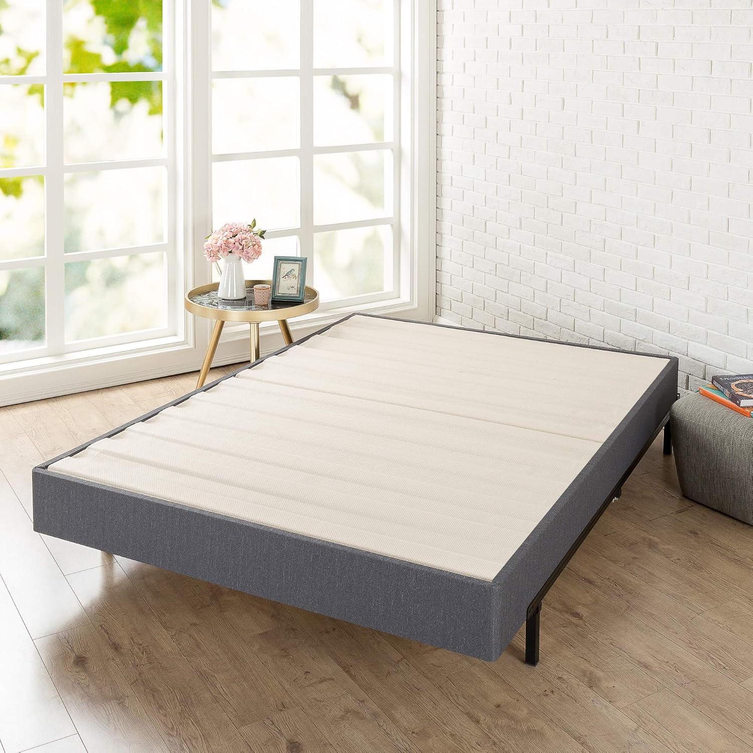 Zinus Daniel 7.5 Inch Essential Metal Box Spring with Easy Assembly , Queen: Furniture & Decor