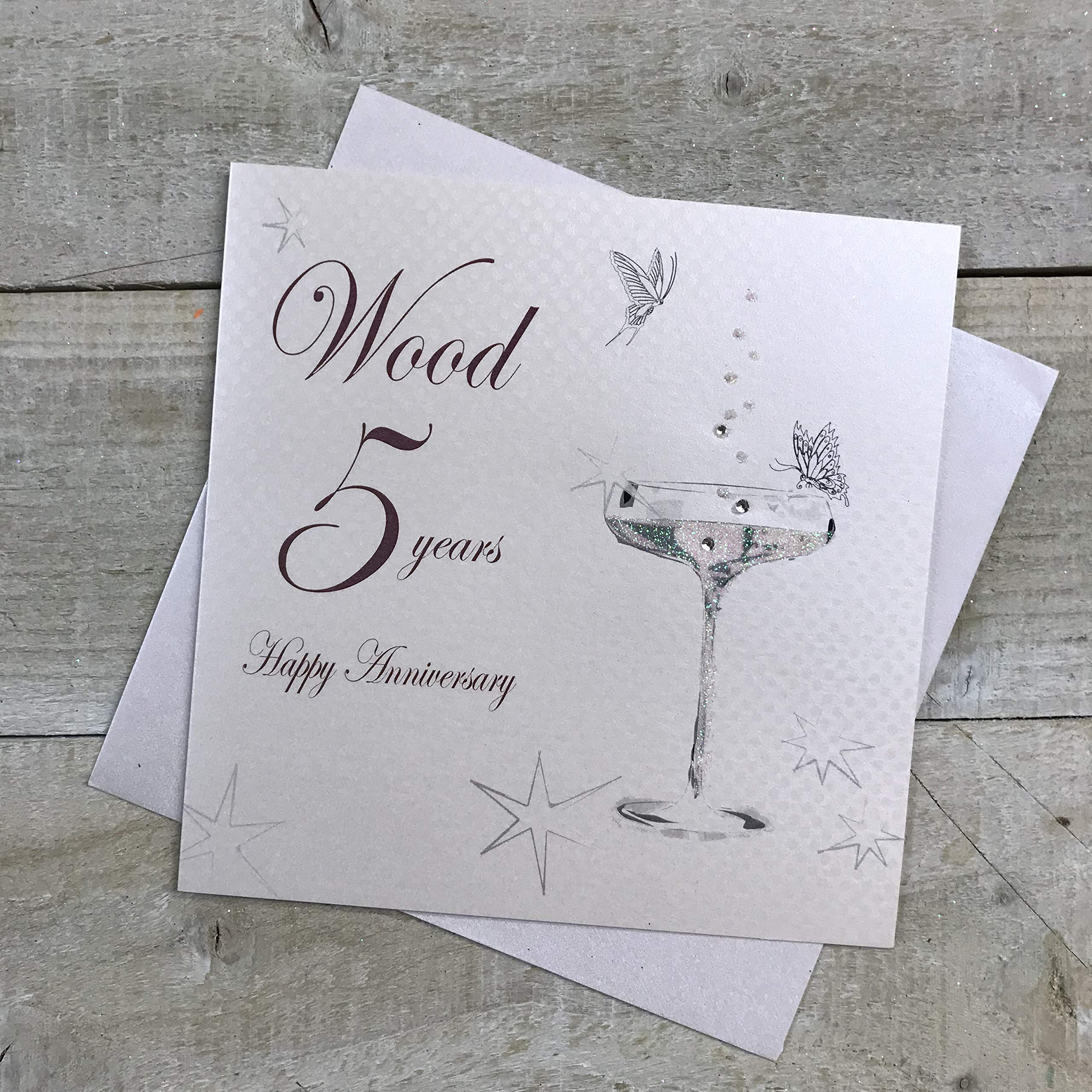 White Cotton Cards Happy Wood' 5 Years, Handmade Anniversary Card (Coupe Glass, Code bd105)