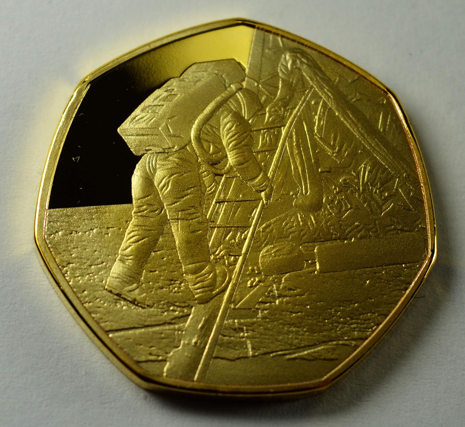 LUNAR/MOON LANDINGS 50TH ANNIVERSARY 1969-2019 24ct Gold Commemorative Coin Albums/50p Collectors, Coin Hunt Apollo 11 - Image 3