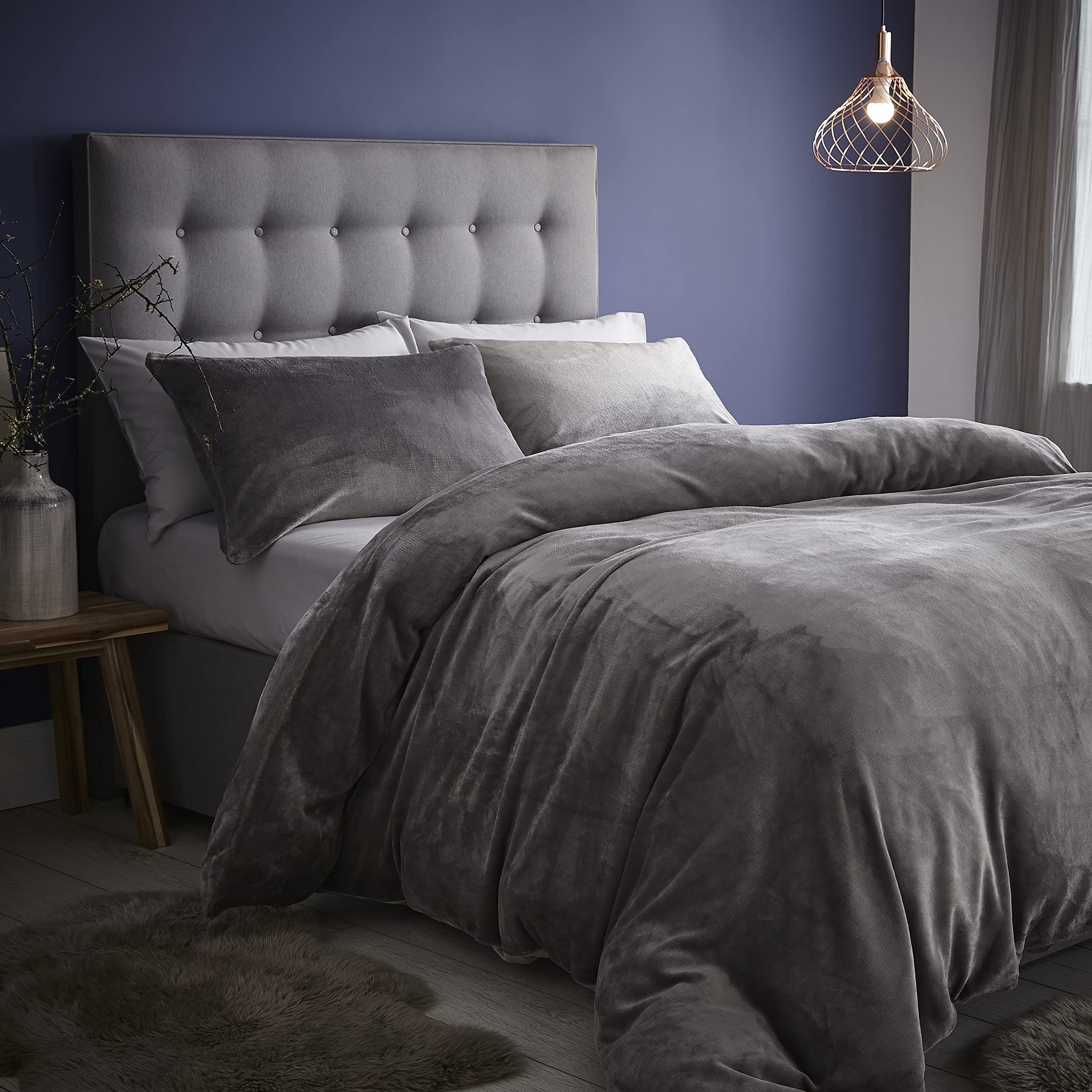 Silentnight Supersoft Velvet Teddy Fleece Reversible Soft Super Cosy and Warm, Easy Care, Grey Duvet Cover Bedding Set with Pillowcase - Double (200cm x 200cm)