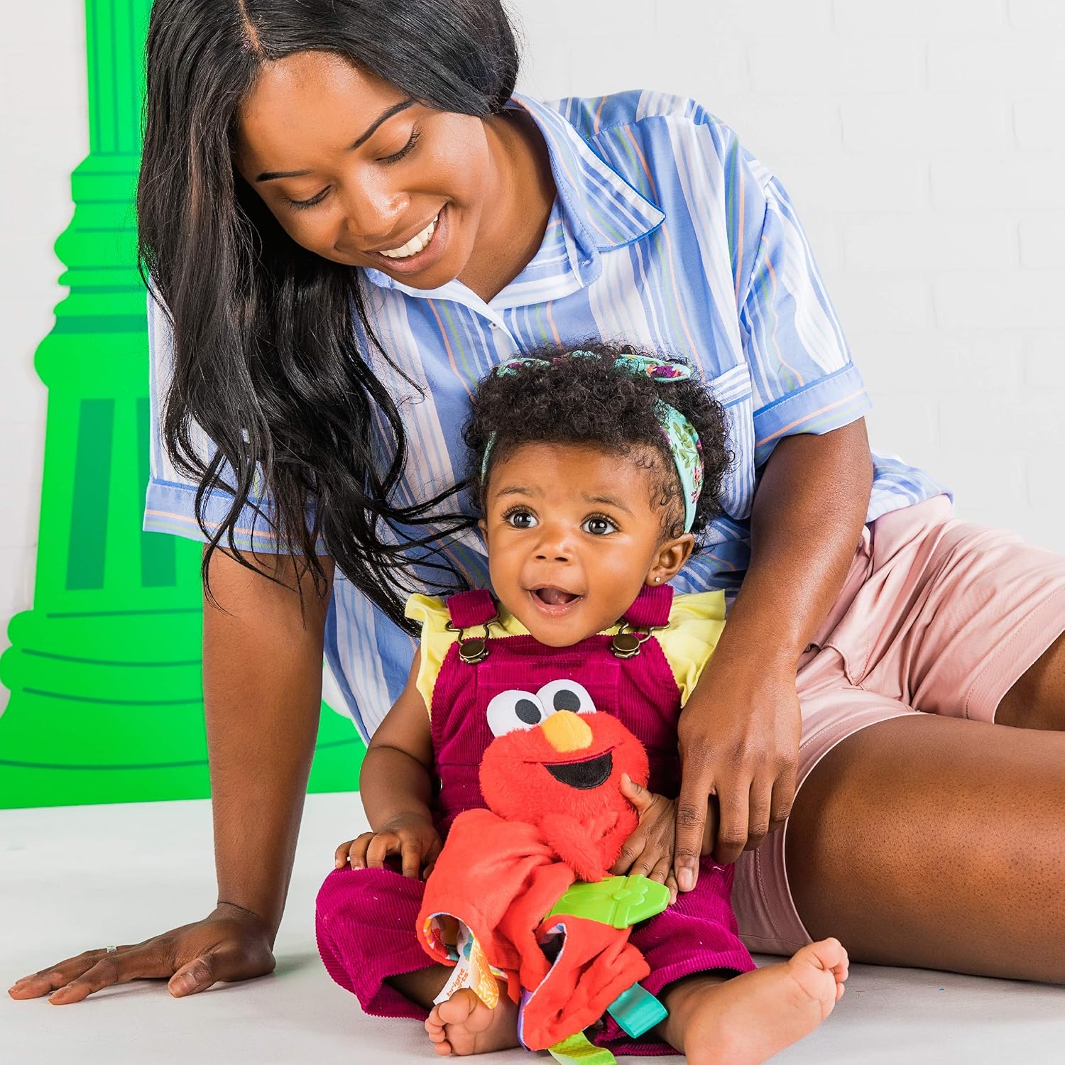 Bright Starts Sesame Street Snuggles with Elmo Baby's First Soothing Blanket, Ages 0-12 Months: Baby