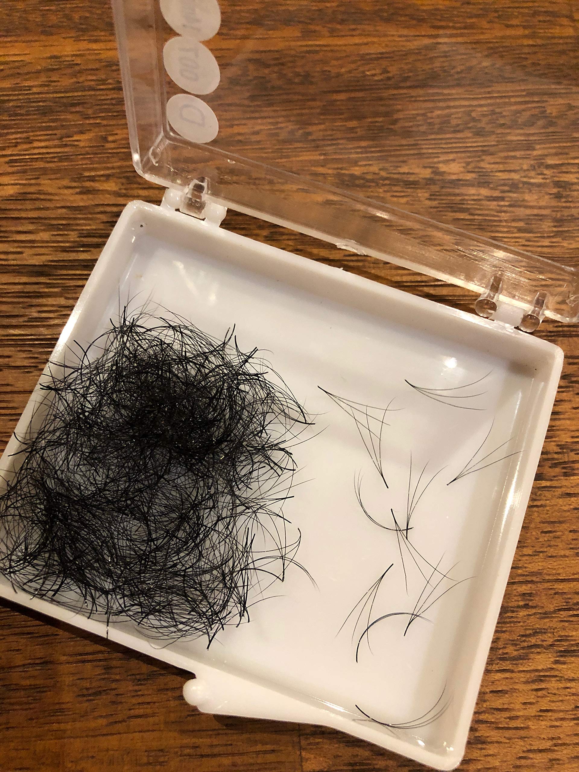 LASH BY HOLLY 3D PREMADE (HAND MADE) FAN LASHES (500 FANS/TRAY) FOR EYELASH EXTENSION, C CURL AND D CURL, 0.07 THICKNESS, LENGTH FROM 9MM-15MM (11mmC)
